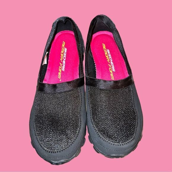Skechers black memory foam lightweight slip ons! NWOT - Picture 3 of 5